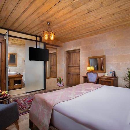 Hotel Cappadocia Pyramid Stone House à Uçhisar Extérieur photo