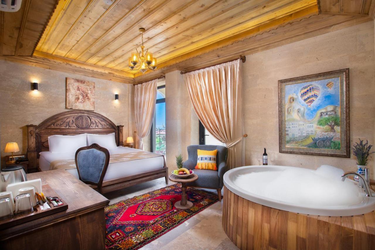 Hotel Cappadocia Pyramid Stone House à Uçhisar Extérieur photo