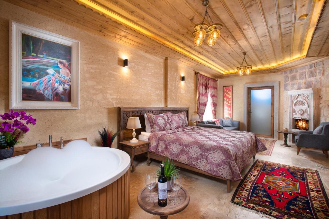 Hotel Cappadocia Pyramid Stone House à Uçhisar Extérieur photo
