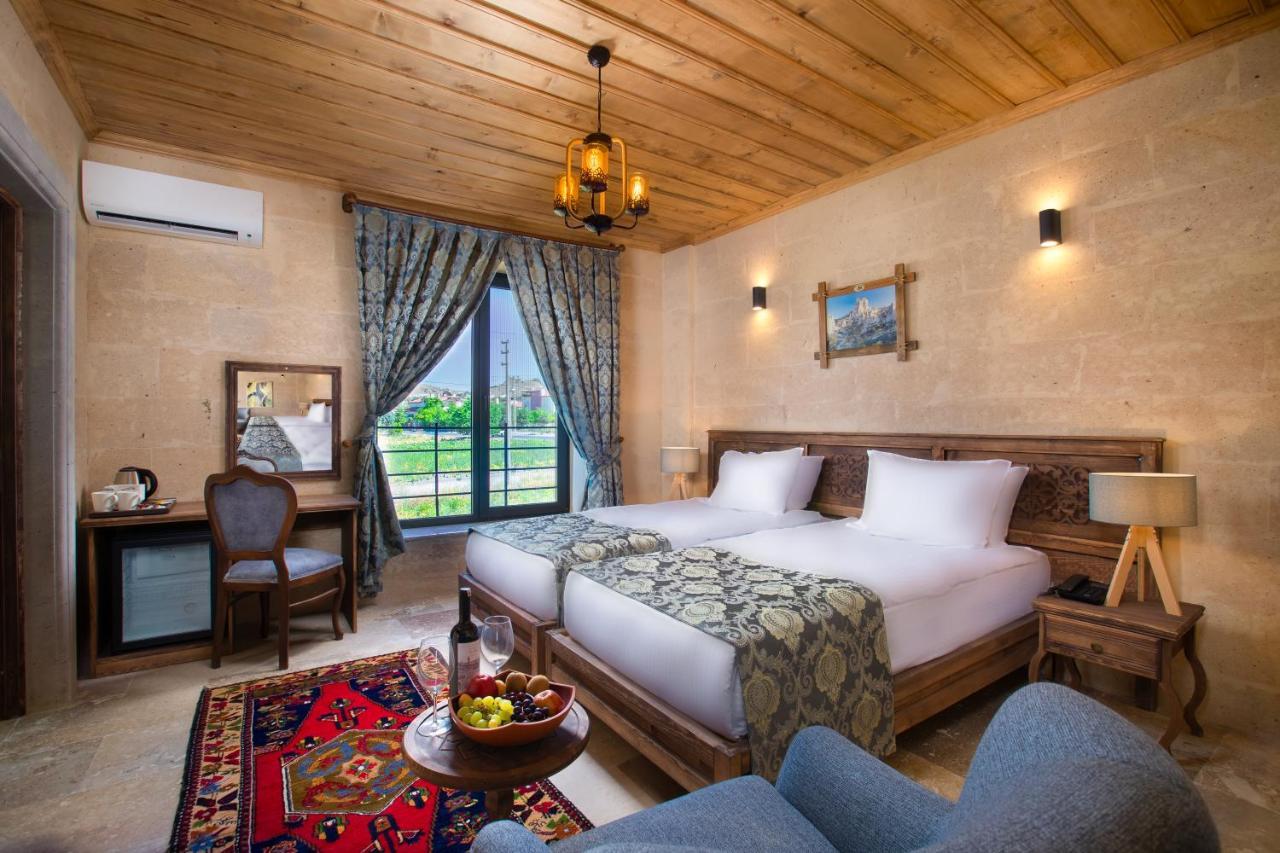 Hotel Cappadocia Pyramid Stone House à Uçhisar Extérieur photo
