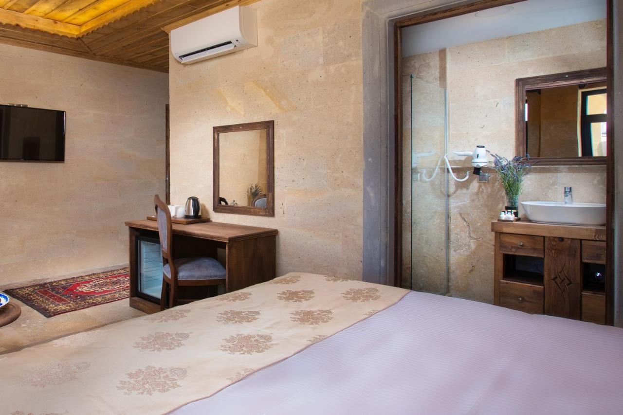 Hotel Cappadocia Pyramid Stone House à Uçhisar Extérieur photo