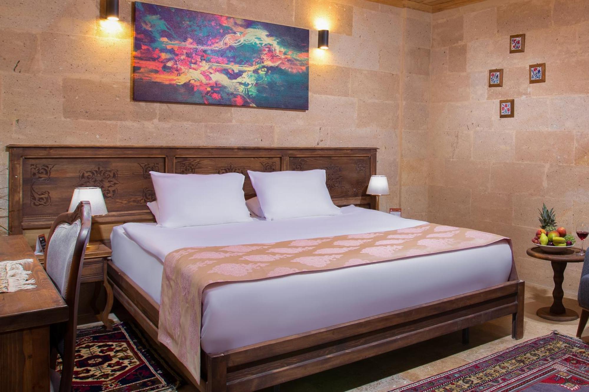 Hotel Cappadocia Pyramid Stone House à Uçhisar Extérieur photo